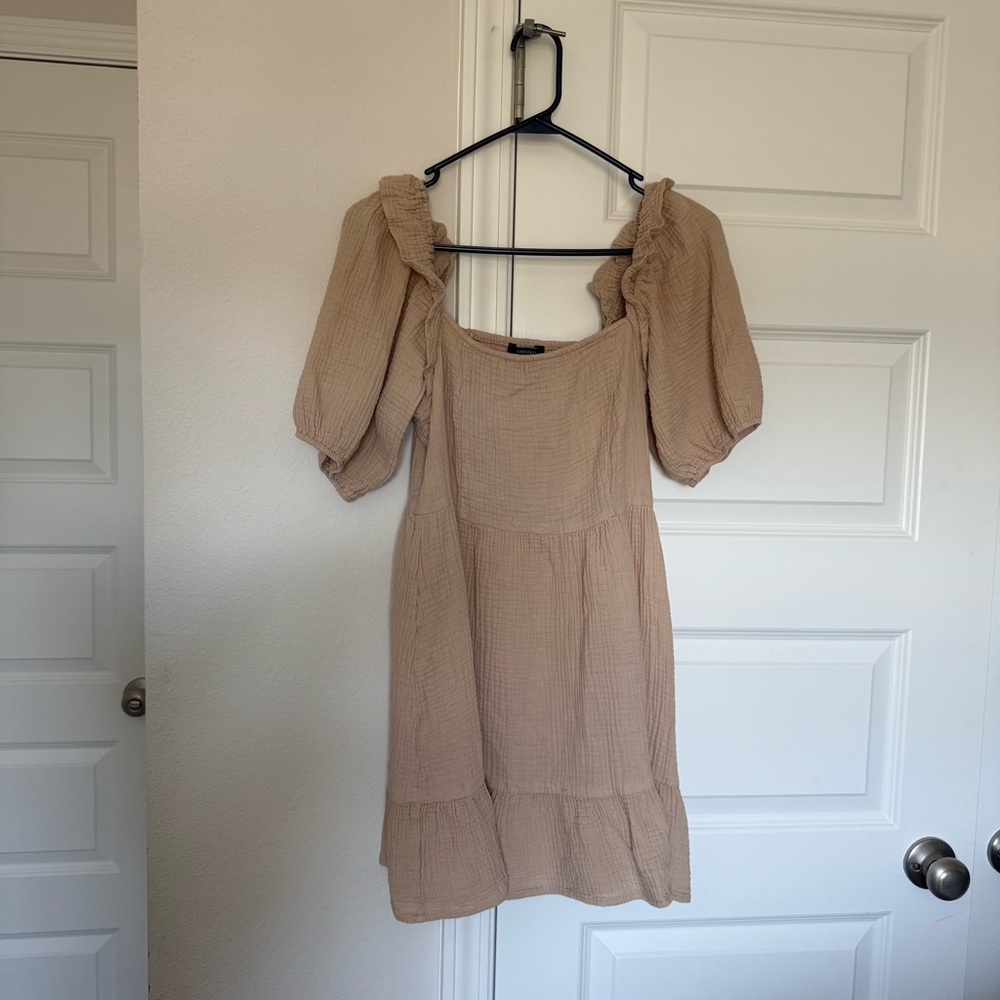 Forever 21 Beige Puff-Sleeve Mini Dress